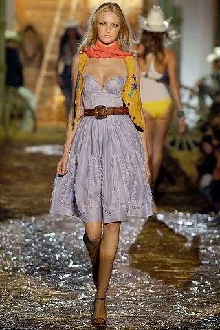 Look 8